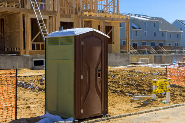 Portable restroom solutions in Garden Acres, CA